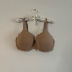 Victoria's Secret Tan Perfect Shape Bra